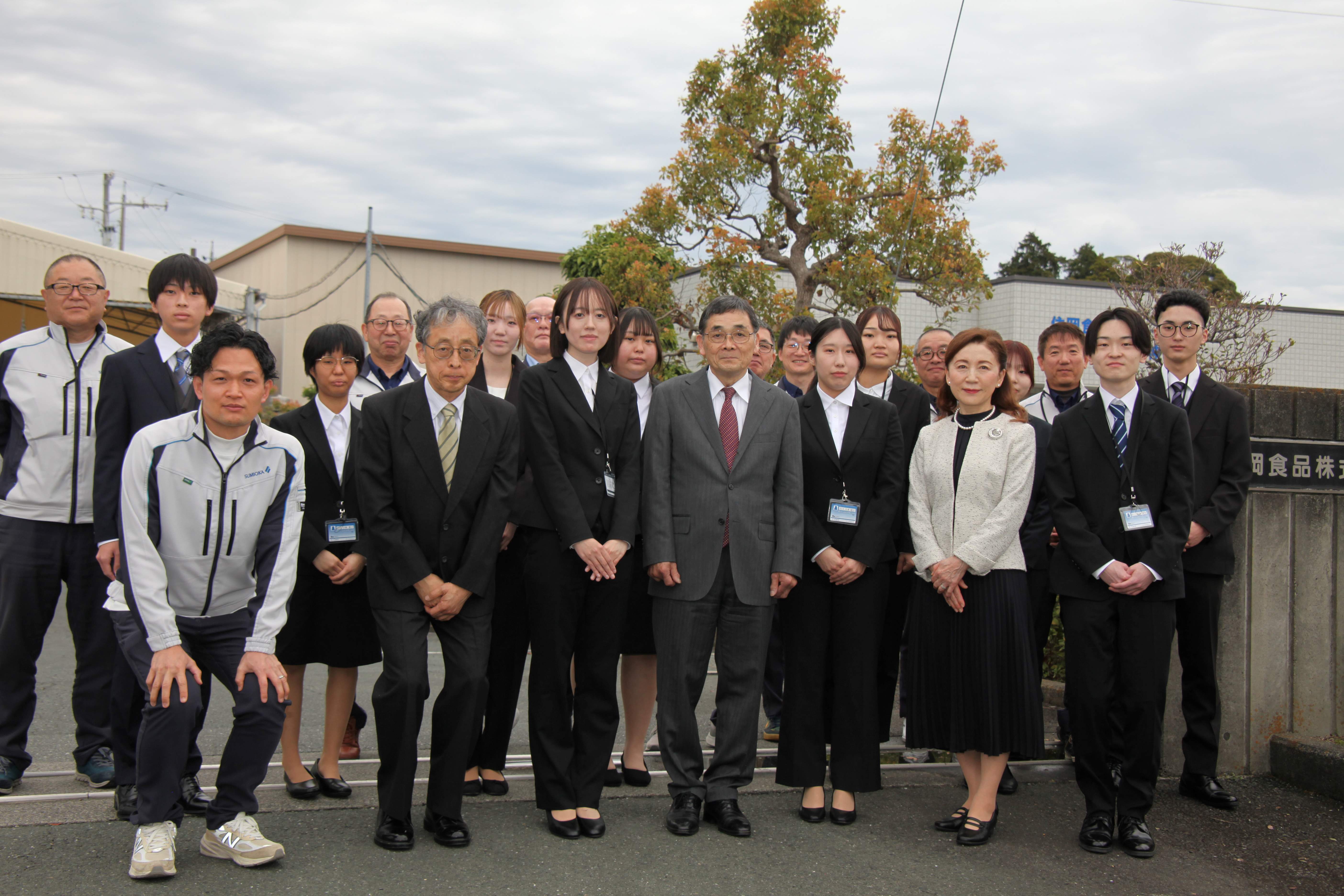 入社式を執り行いました／新入社員研修を行いました